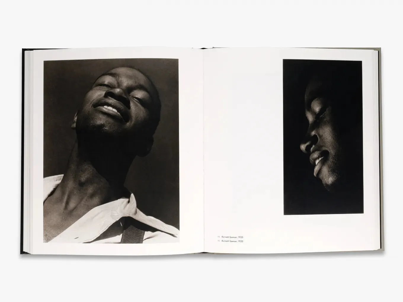 Thames & Hudson Consuelo Kanaga fotobog portrætter