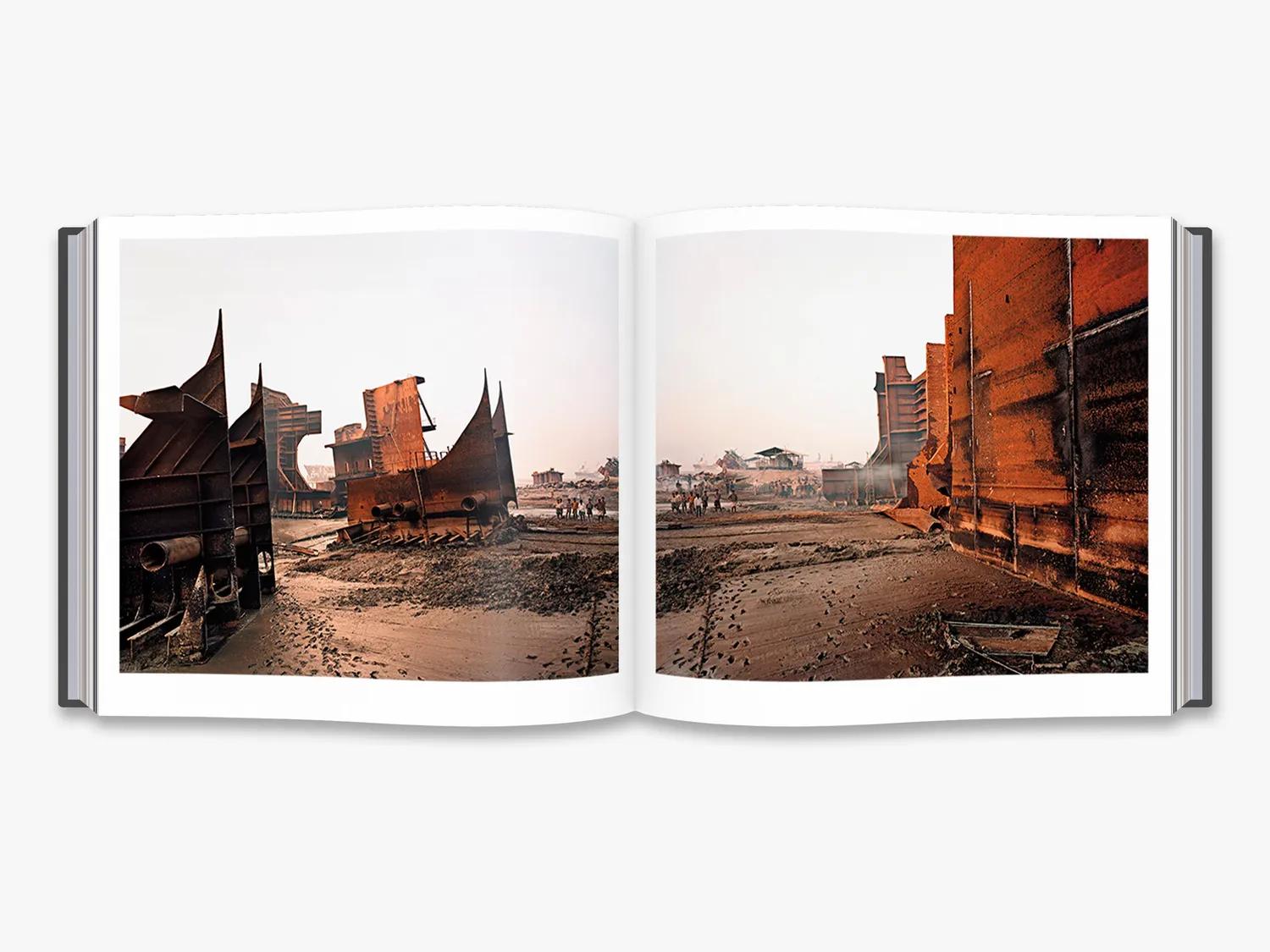 Thames & Hudson Edward Burtynsky Essential Elements fotobog illustreret