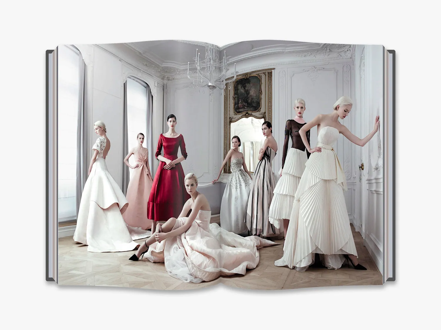 Thames & Hudson Dior modebog New Look silhuet