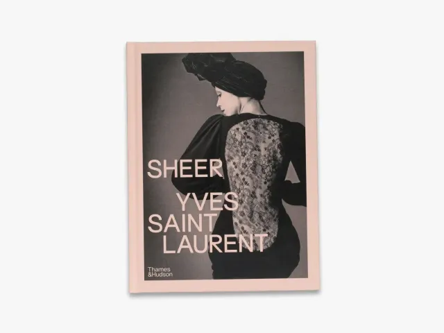 Thames & Hudson Sheer Yves Saint Laurent bog om mode