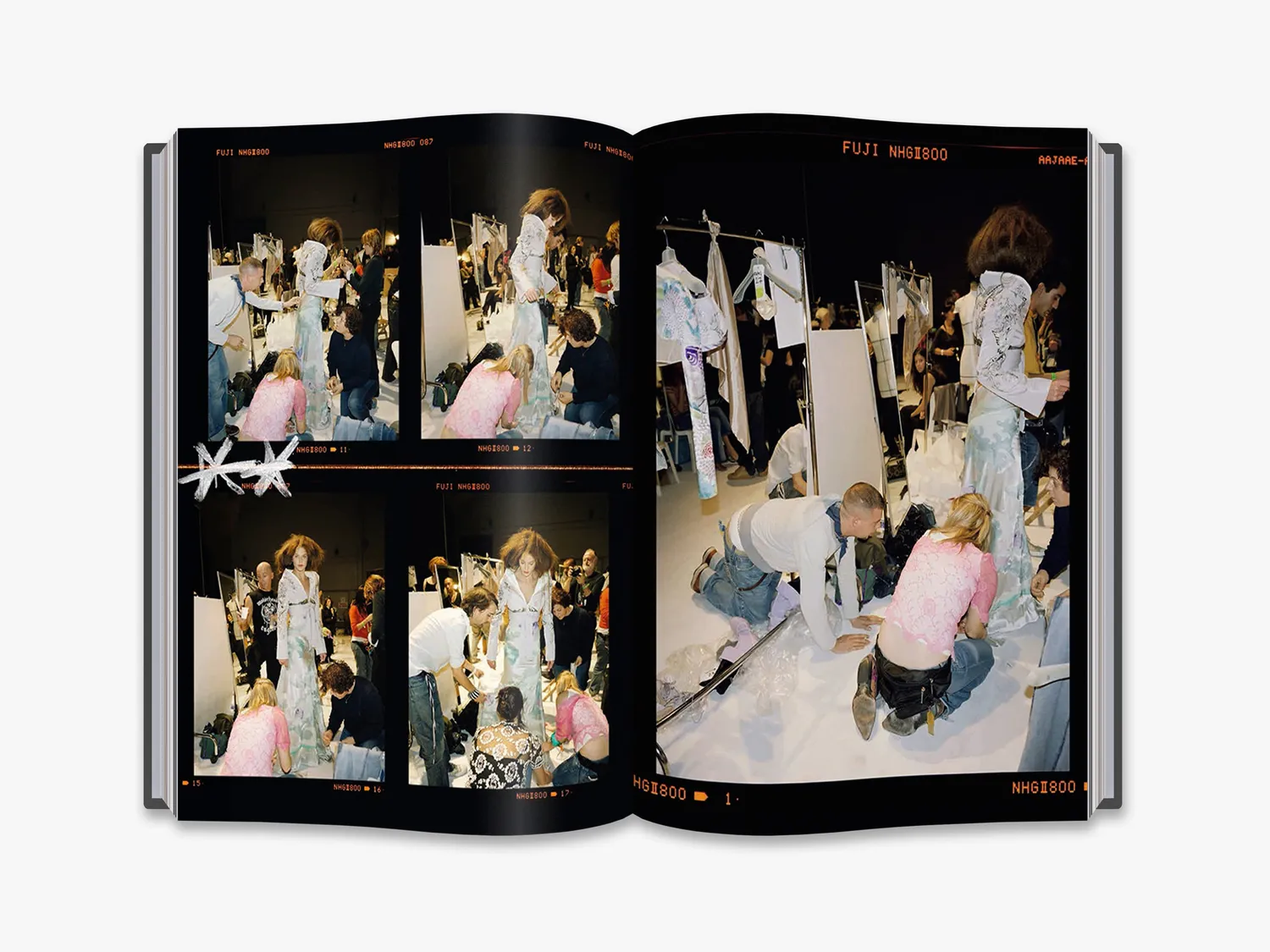Thames & Hudson Alexander McQueen Unseen modebog