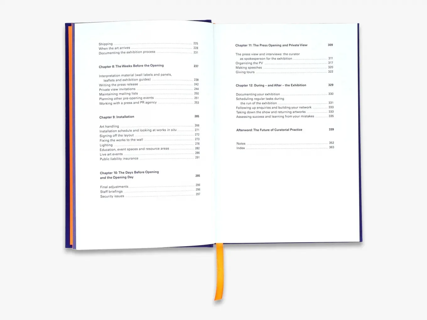 Thames & Hudson The Curator's Handbook bog om kuratering