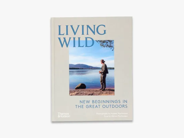 Thames & Hudson Living Wild boligbog off-grid illustreret