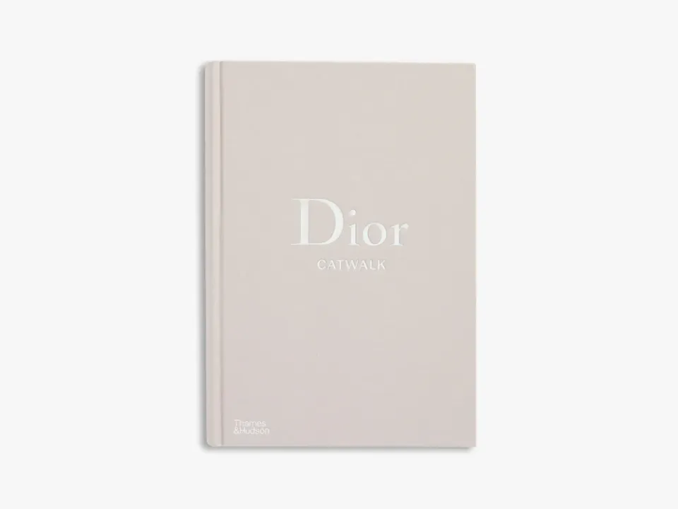 Thames & Hudson Dior Catwalk bog indbundet haute couture