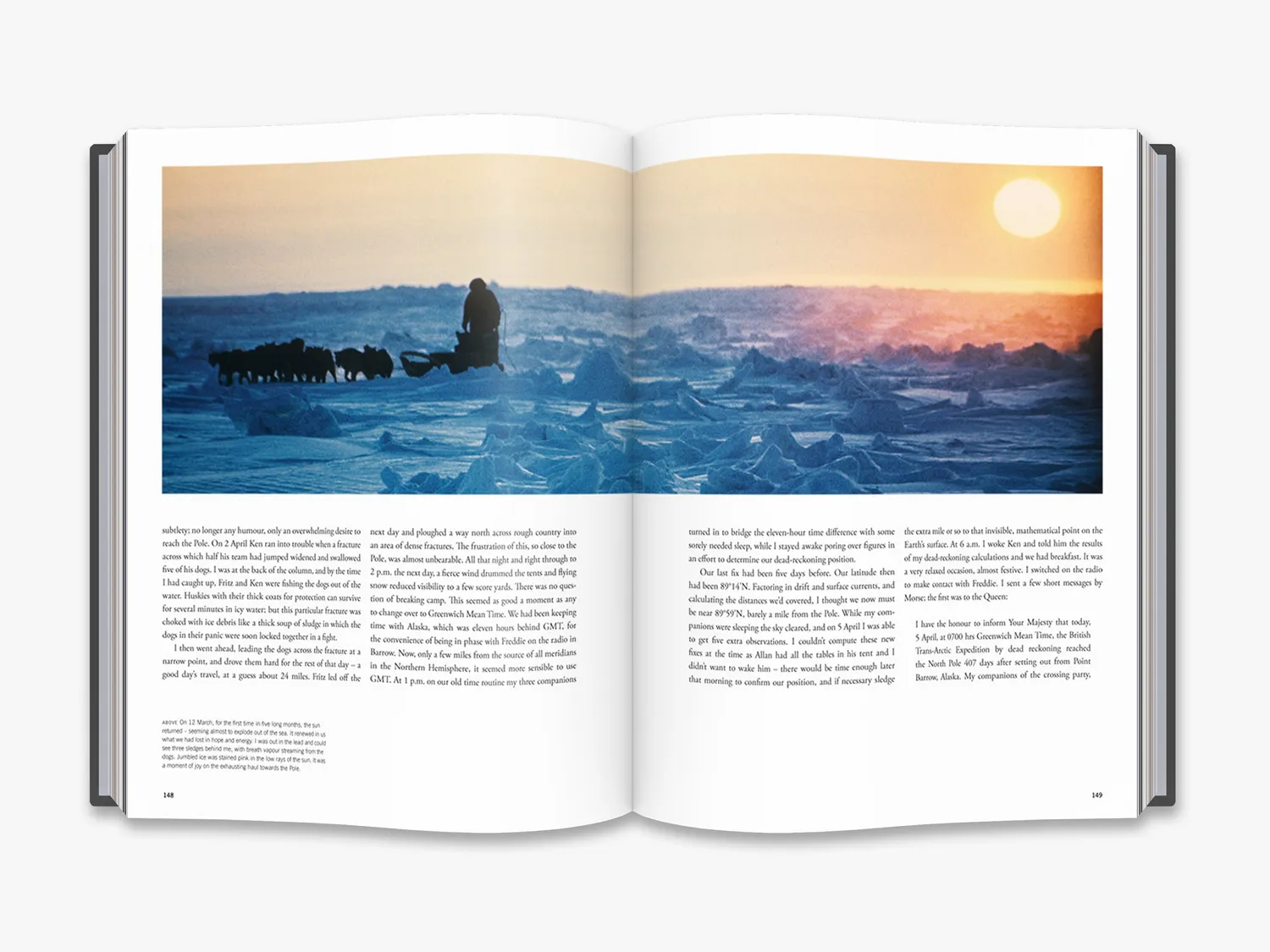 Thames & Hudson Across the Arctic Ocean ekspeditionsbog