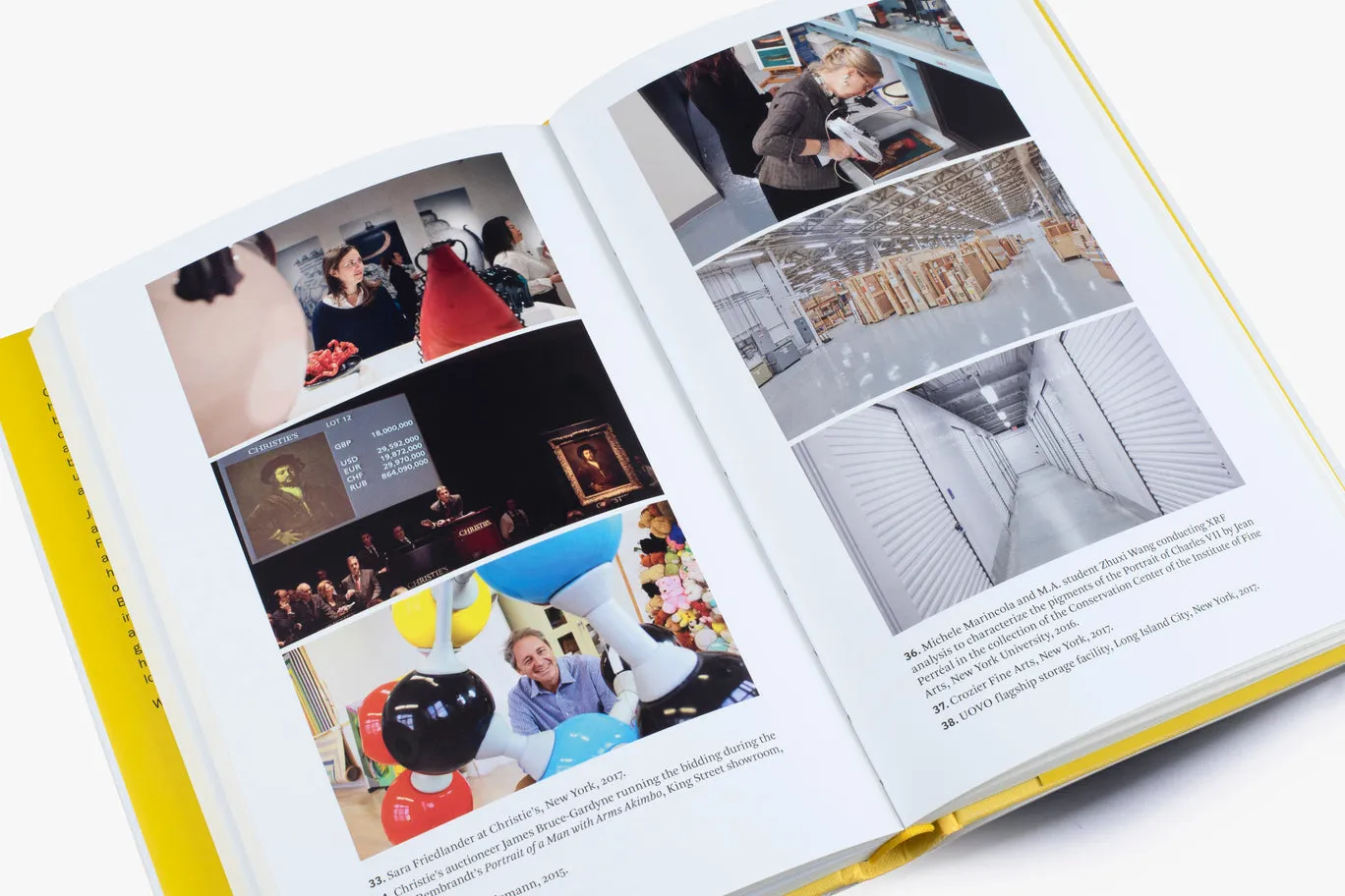 Thames & Hudson A Year in the Art World bog kunstverden