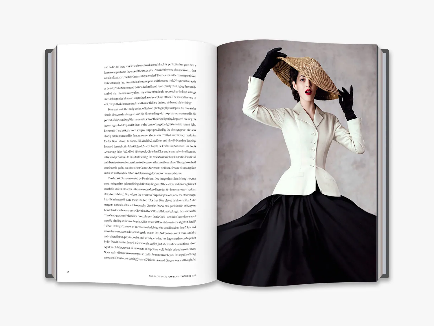 Thames & Hudson Dior modebog New Look silhuet