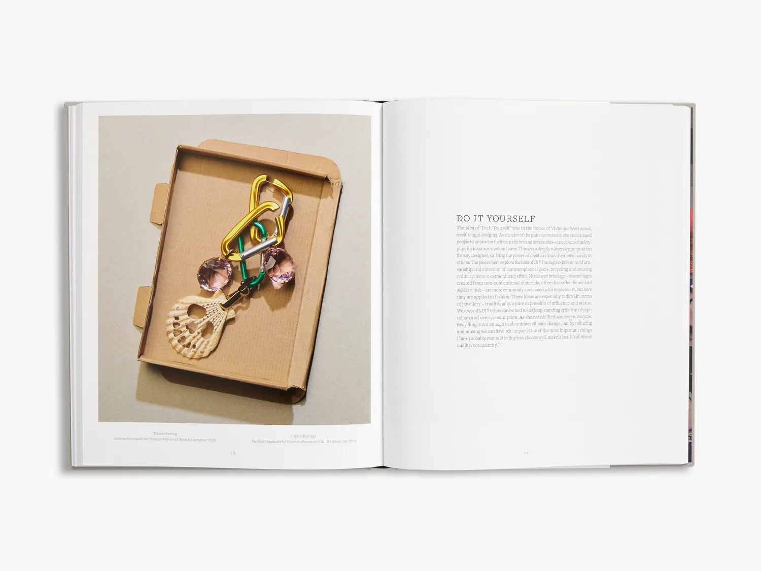 Thames & Hudson Vivienne Westwood & Jewellery smykkebog