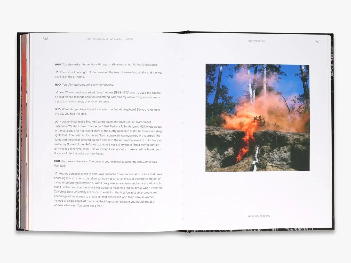 Thames & Hudson Judy Chicago Revelations bog illustreret