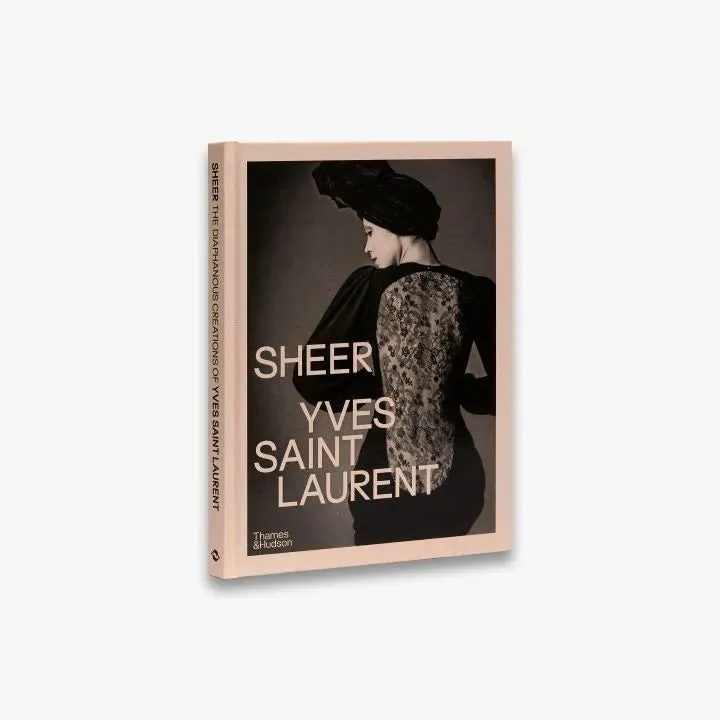 Thames & Hudson Sheer Yves Saint Laurent bog om mode