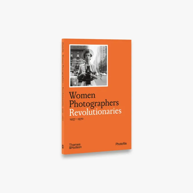 Thames & Hudson Photofile Women Photographers Revolutionaries fotobog