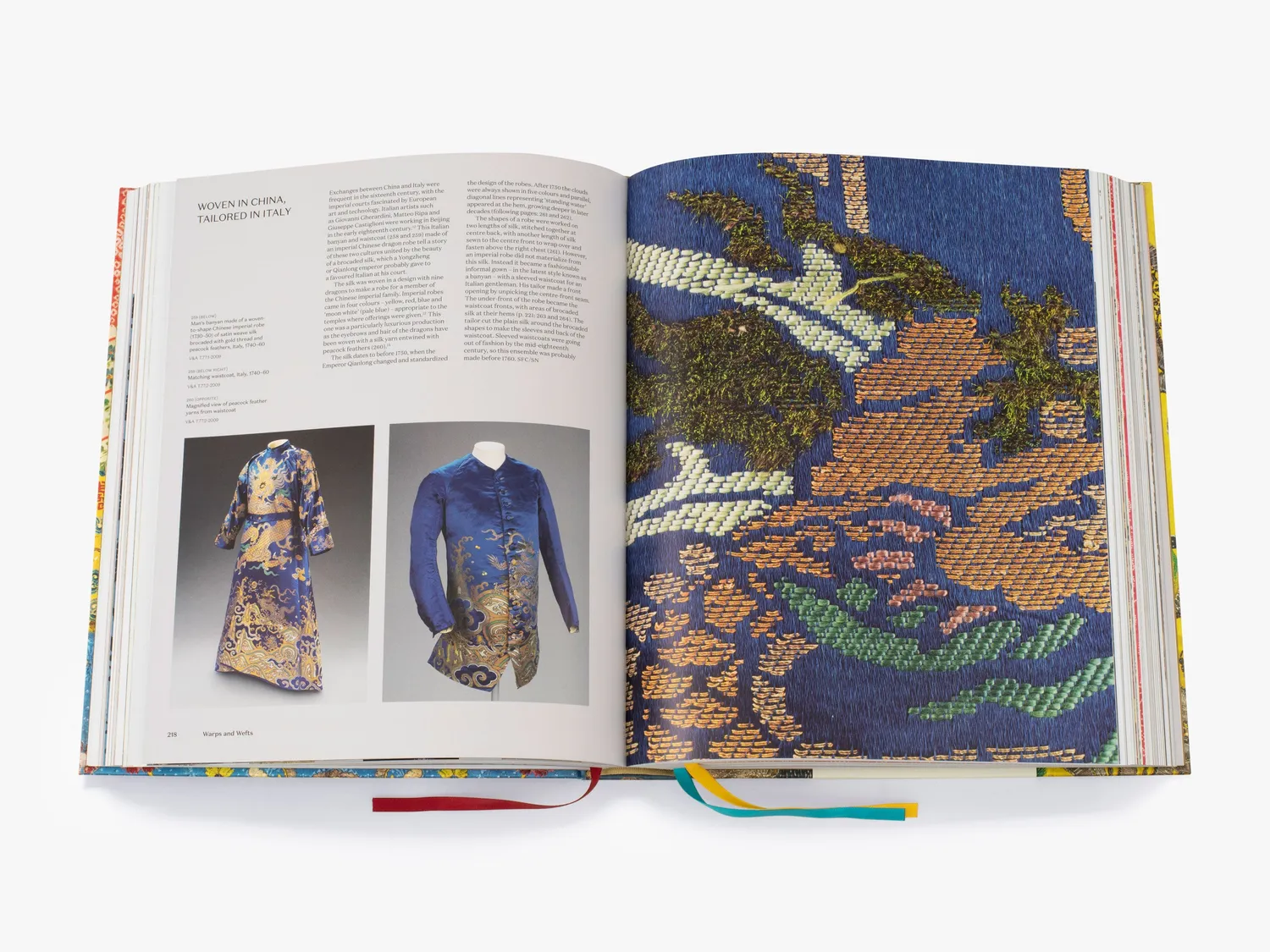Thames & Hudson Silk Fibre Fabric Fashion V&A bog silke