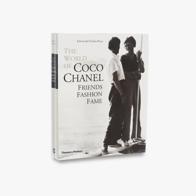 Thames & Hudson The World of Coco Chanel modebog