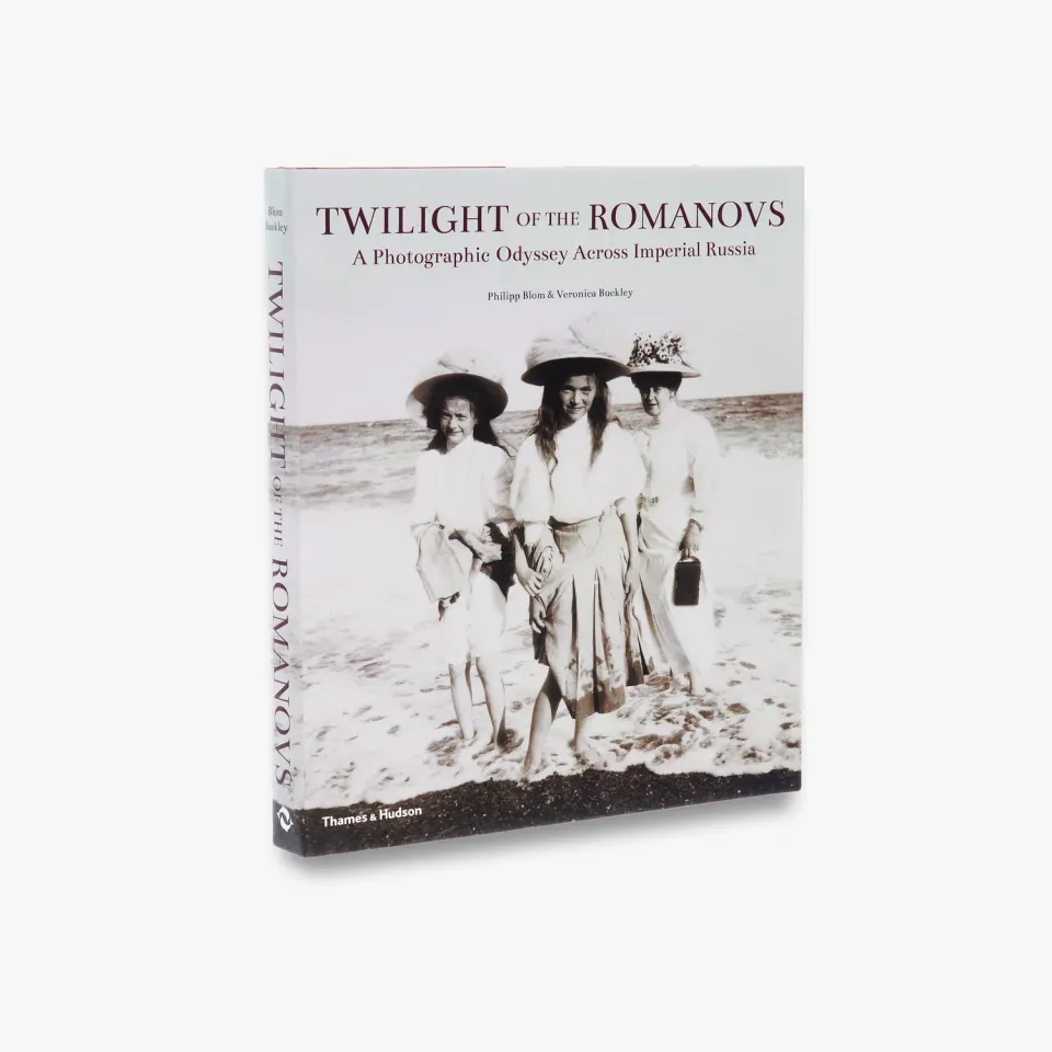 Thames & Hudson Twilight of the Romanovs bog fotobog