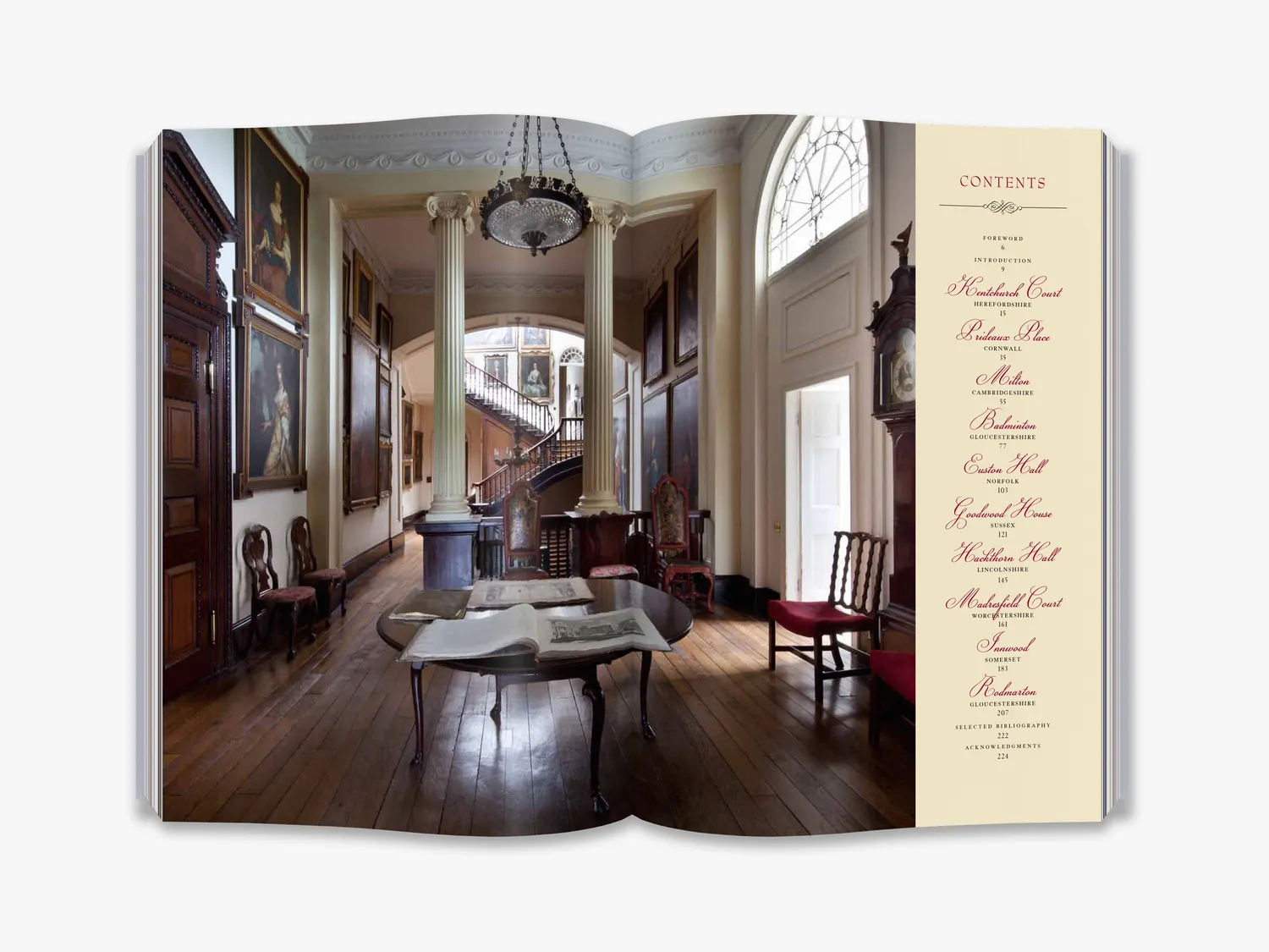 Thames & Hudson The English Country House bog om engelske herregårde