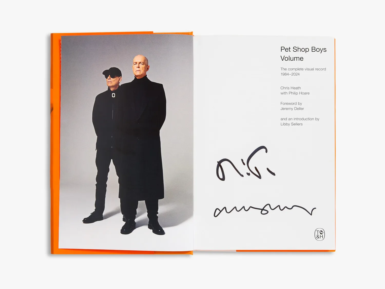 Thames & Hudson Pet Shop Boys Volume bog signeret udgave