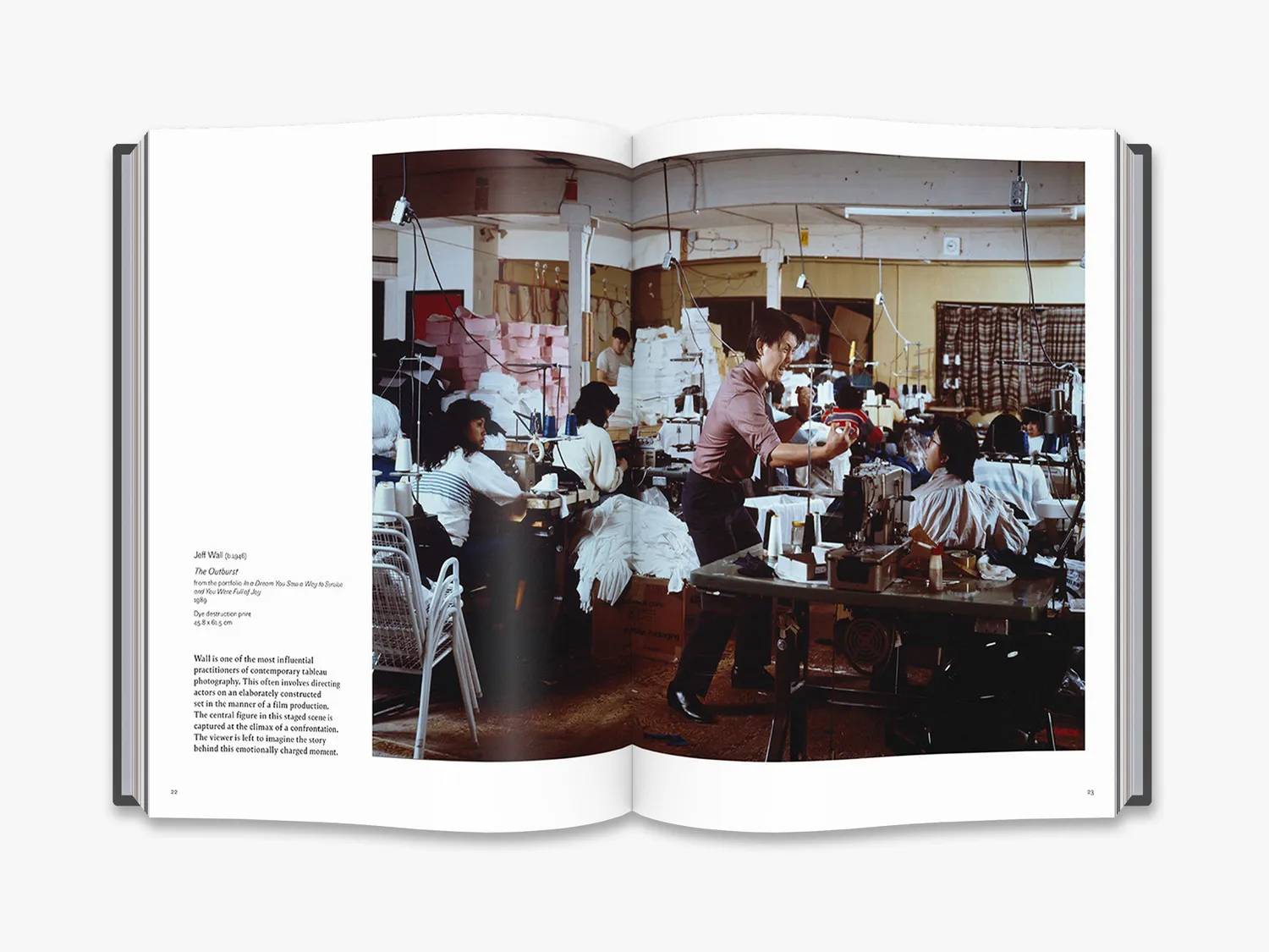Thames & Hudson Making It Up Photographic Fictions fotobog