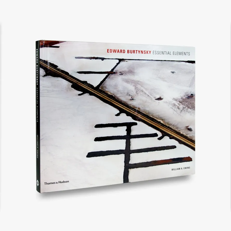 Thames & Hudson Edward Burtynsky Essential Elements fotobog illustreret