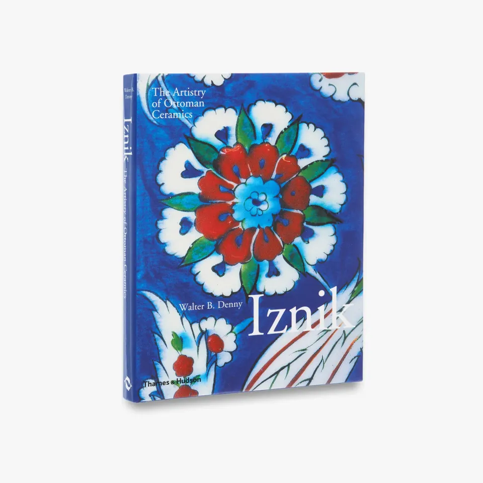 Thames & Hudson Iznik bog om keramik illustreret