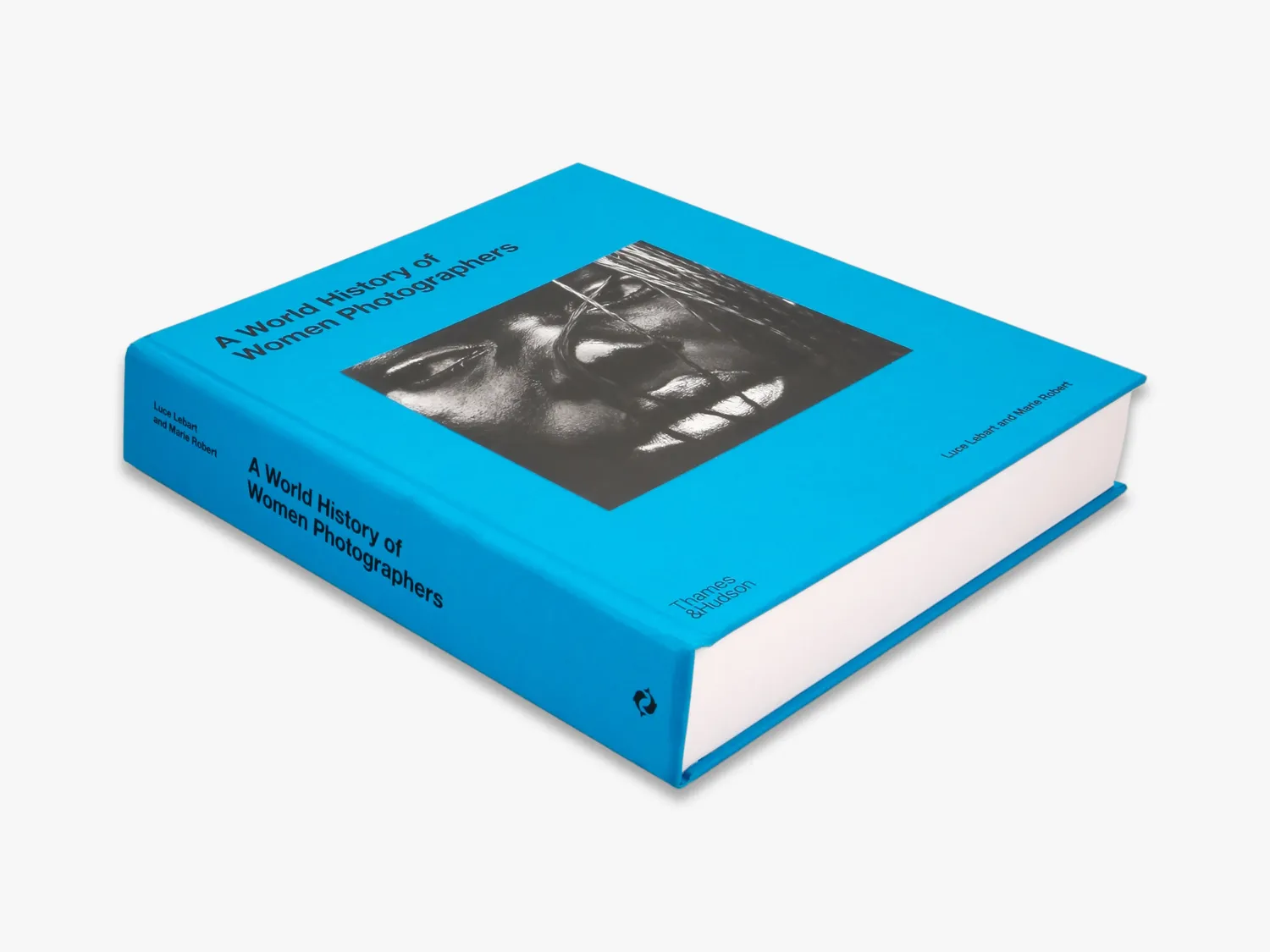 Thames & Hudson A World History of Women Photographers fotobog