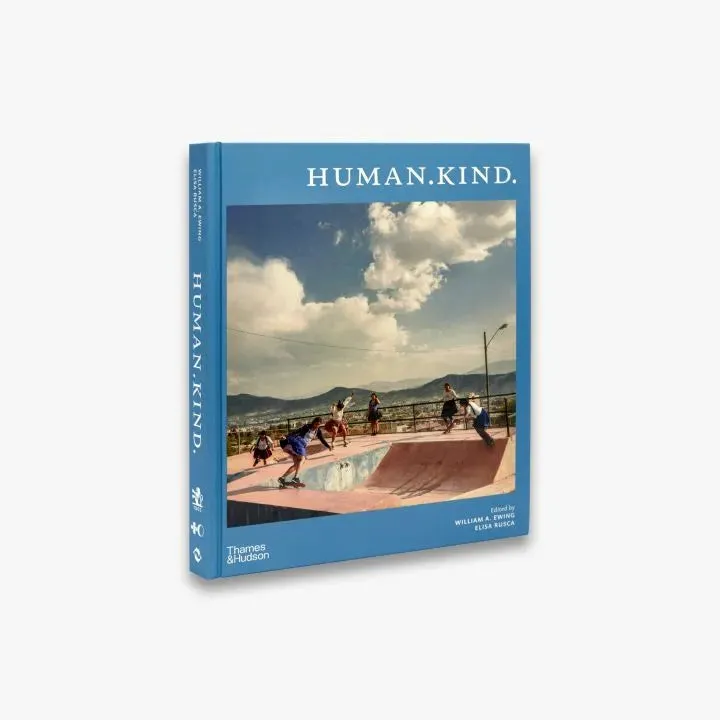 Thames & Hudson Human.Kind. bog humanitær fotografi