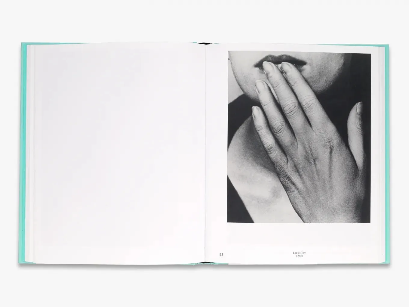 Thames & Hudson Man Ray Liberating Photography bog illustreret
