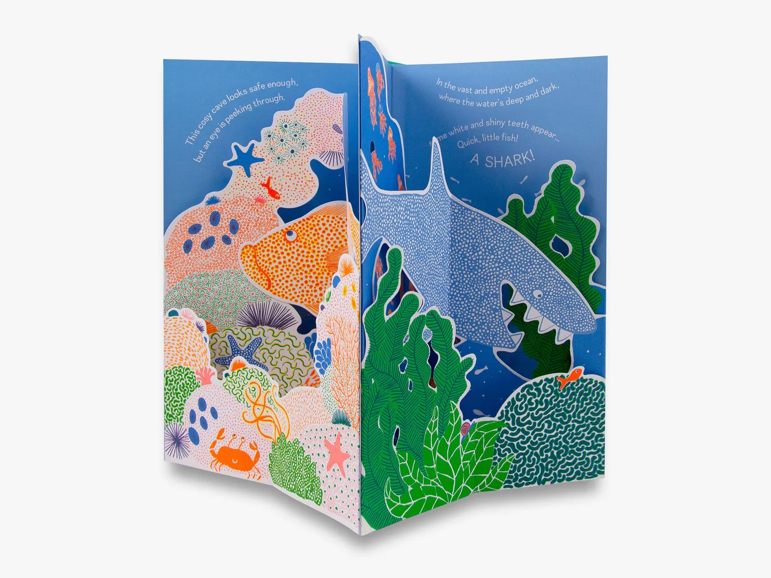 Thames & Hudson Little Fish pop-up bog til små børn