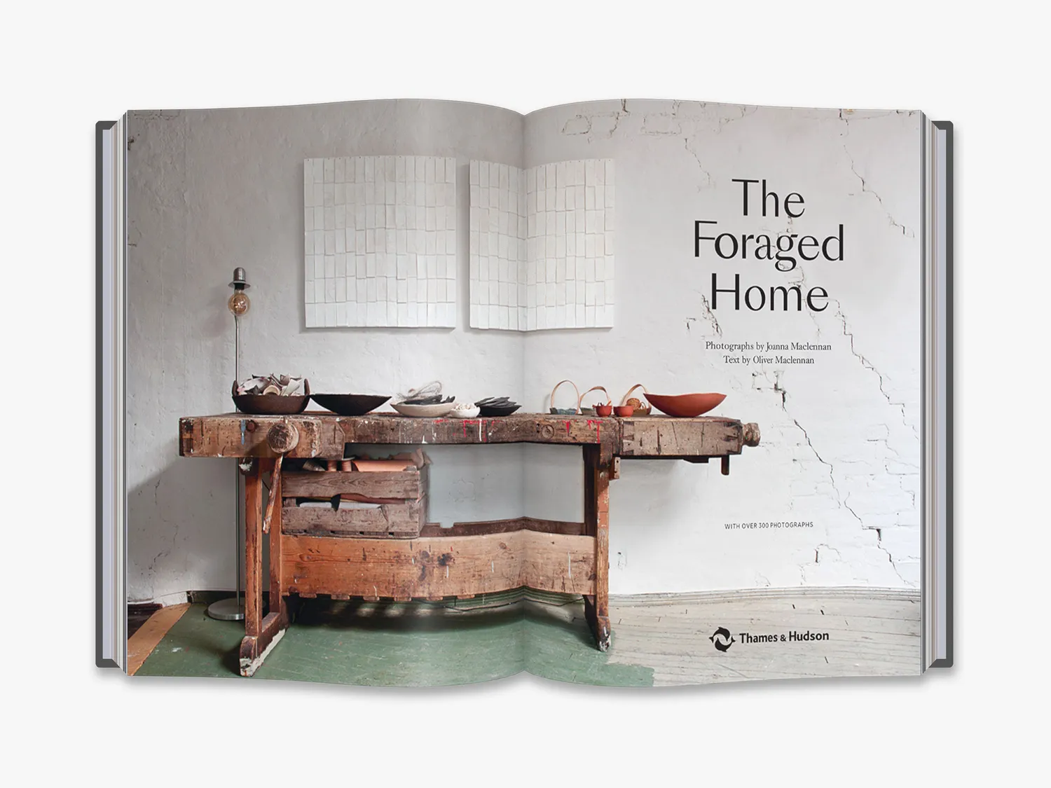 Thames & Hudson The Foraged Home bog interiørbog