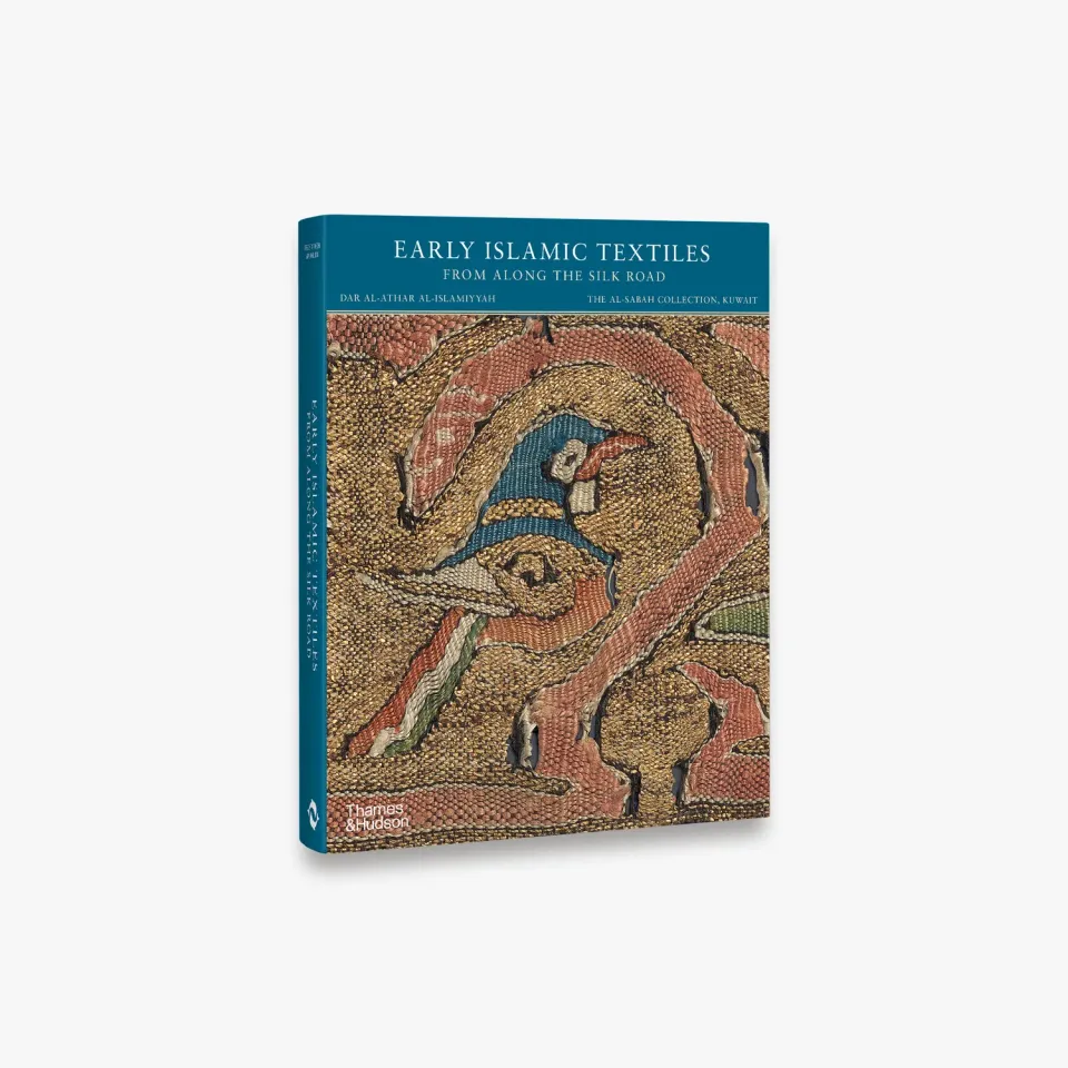 Thames & Hudson Early Islamic Textiles Silk Road fagbog