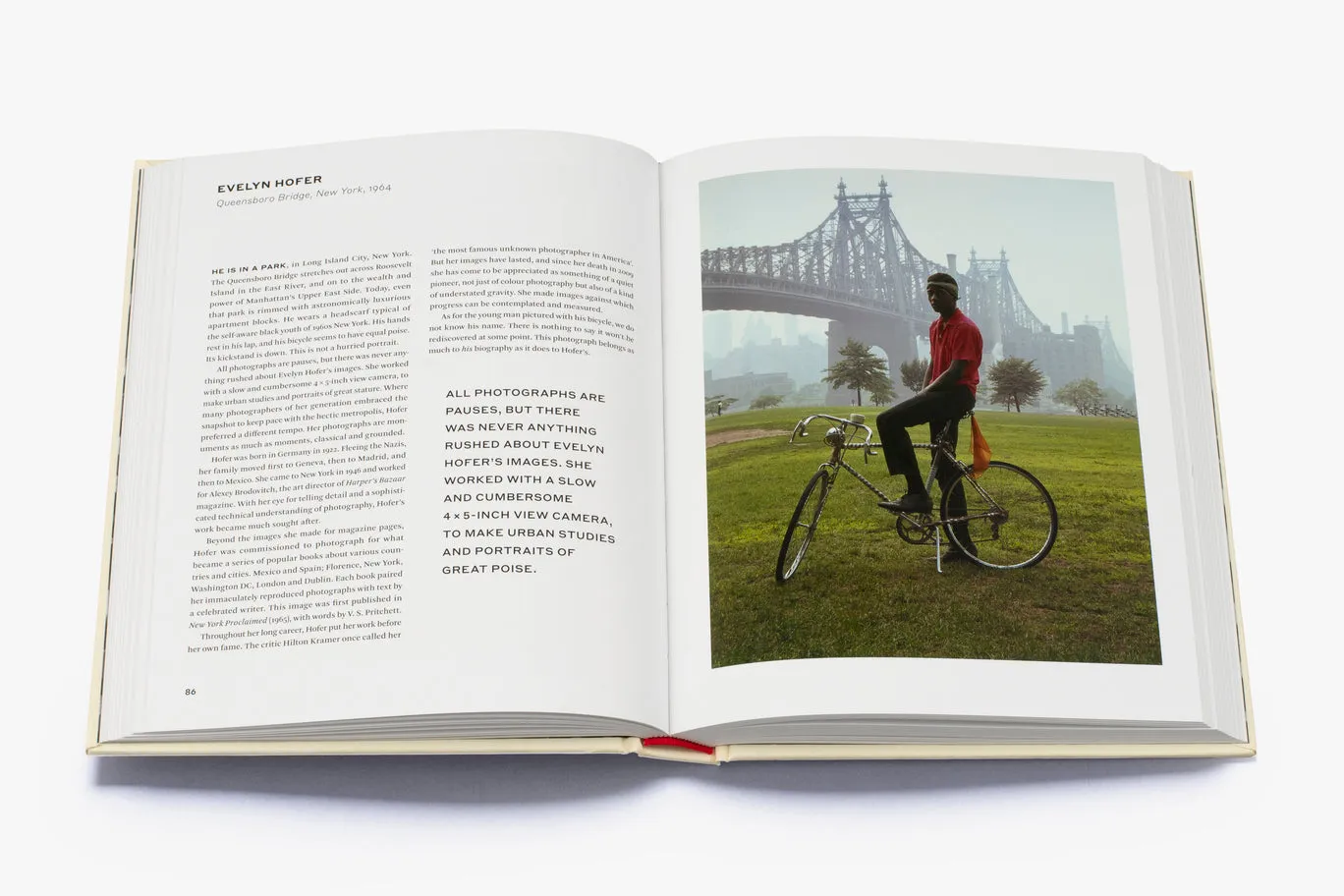 Thames & Hudson On Photographs signeret bog fotohistorie