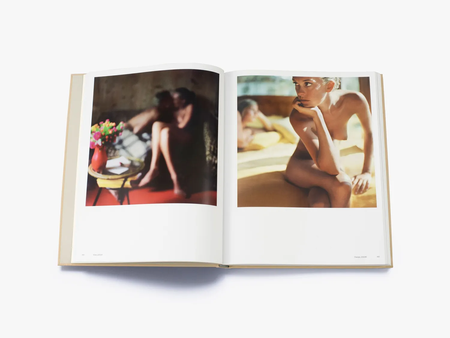 Thames & Hudson Mona Kuhn Works fotobog nøgenstudie