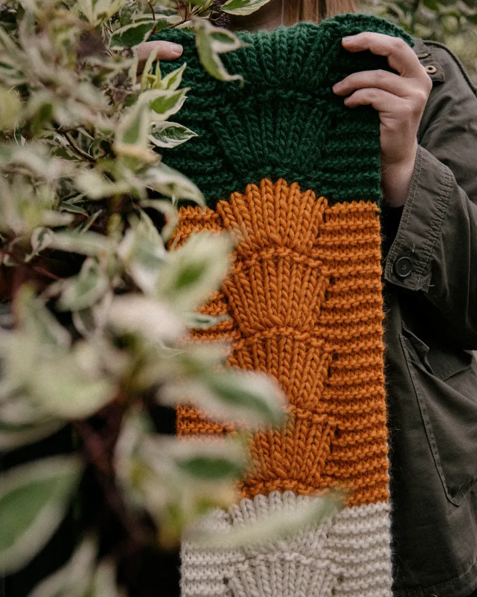 Tukubook Naranja Scarf strikkeopskrift chunky torclaede