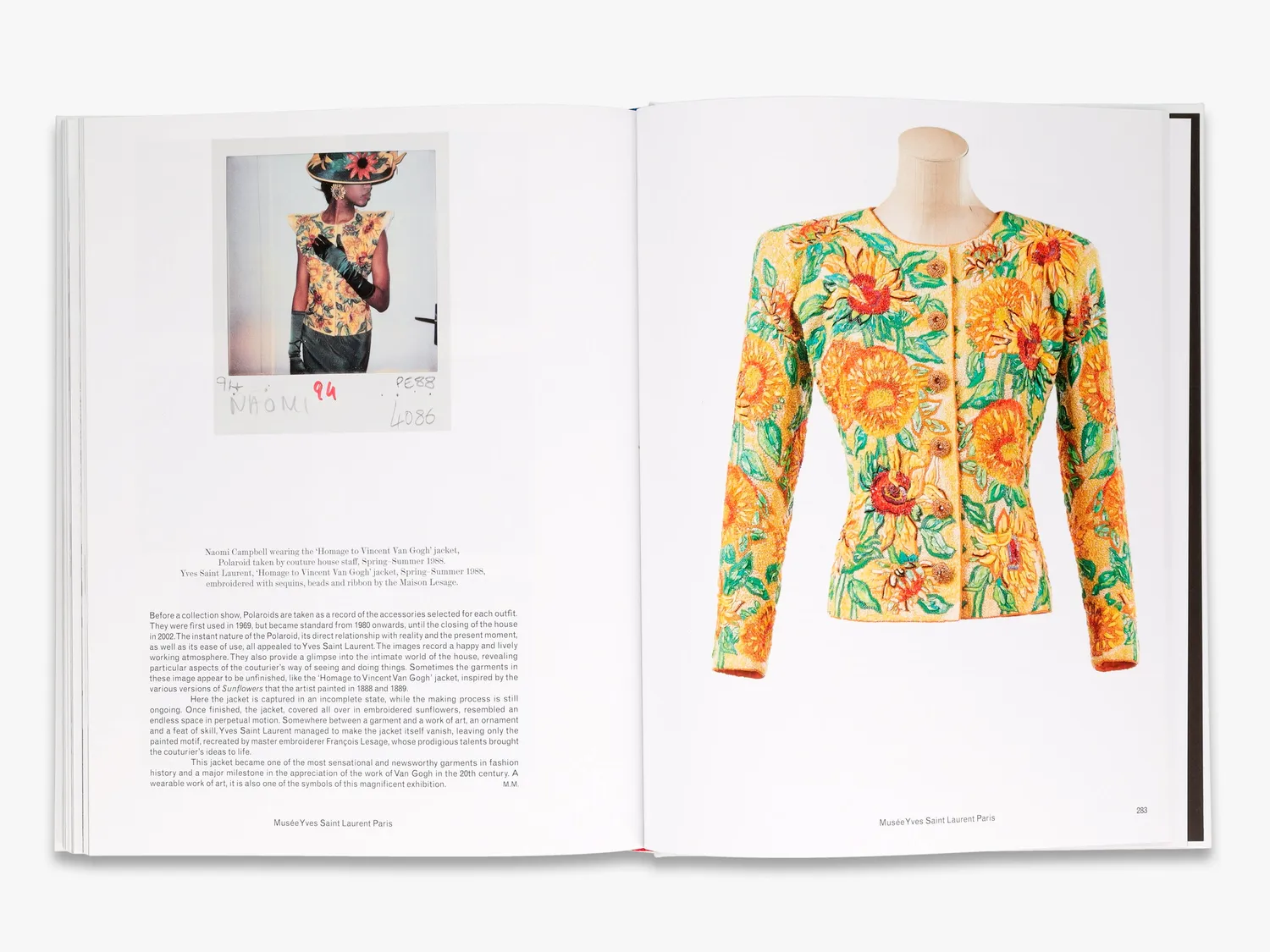 Thames & Hudson Yves Saint Laurent and Art bog om modekunst