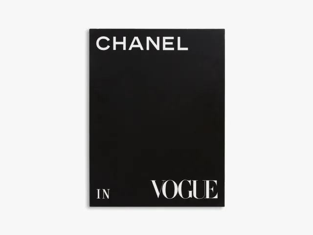 Thames & Hudson Chanel in Vogue bog 2 bind i kassette mode