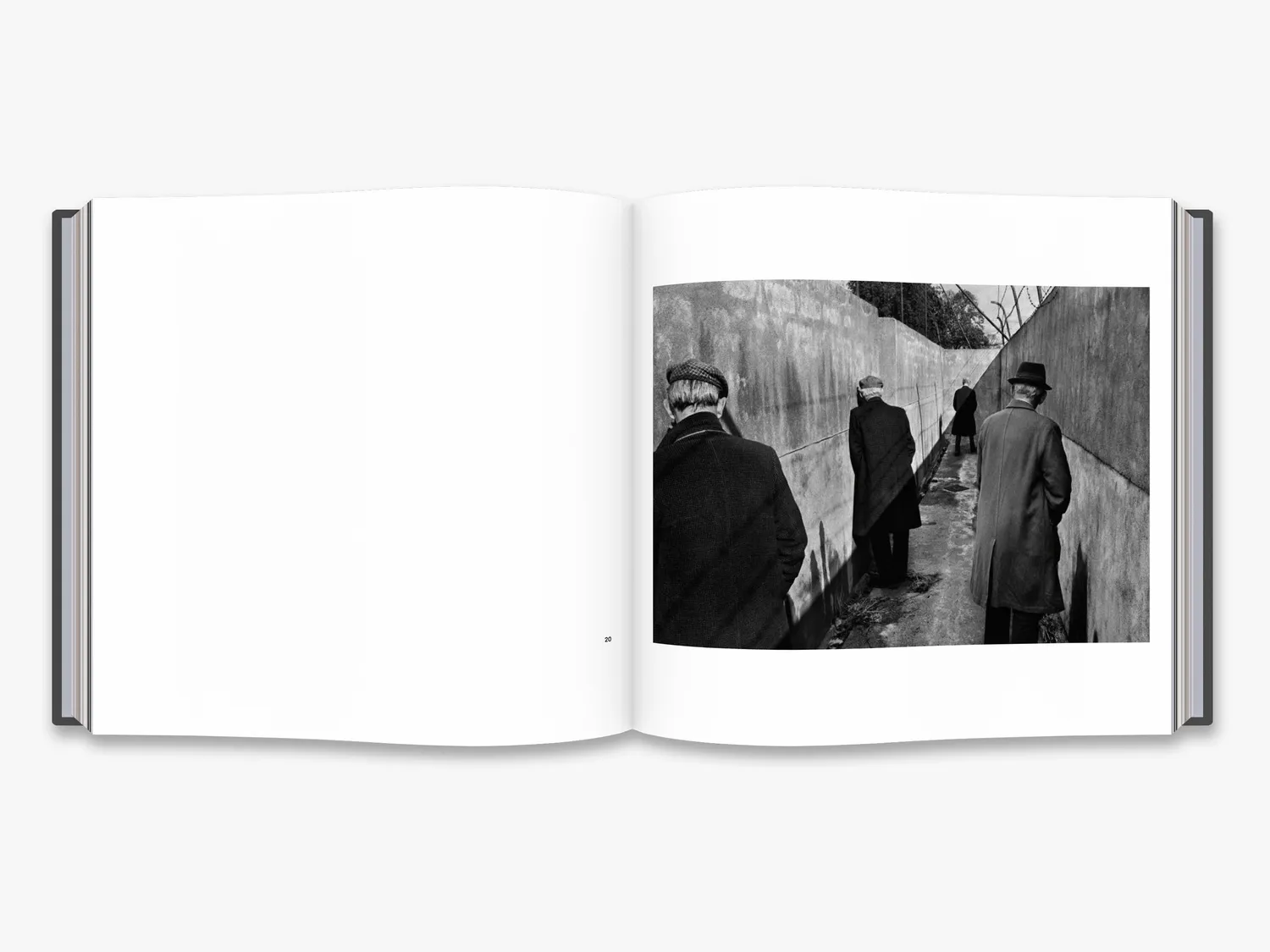 Thames & Hudson Koudelka Exiles fotobog – fotografi