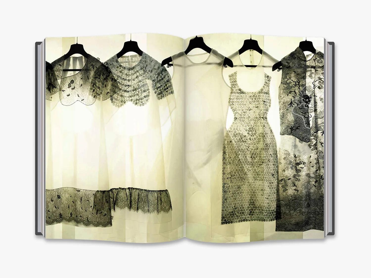 Thames & Hudson Fashion China bog illustreret