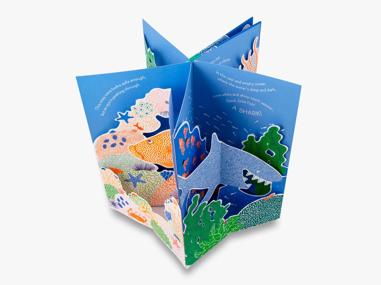 Thames & Hudson Little Fish pop-up bog til små børn