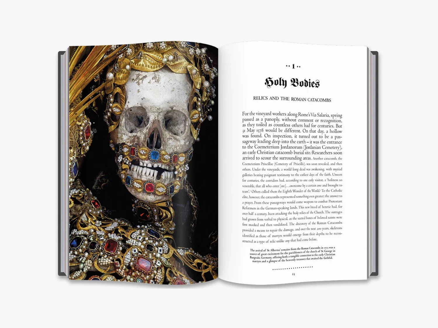 Thames & Hudson Heavenly Bodies fotobog relikvier