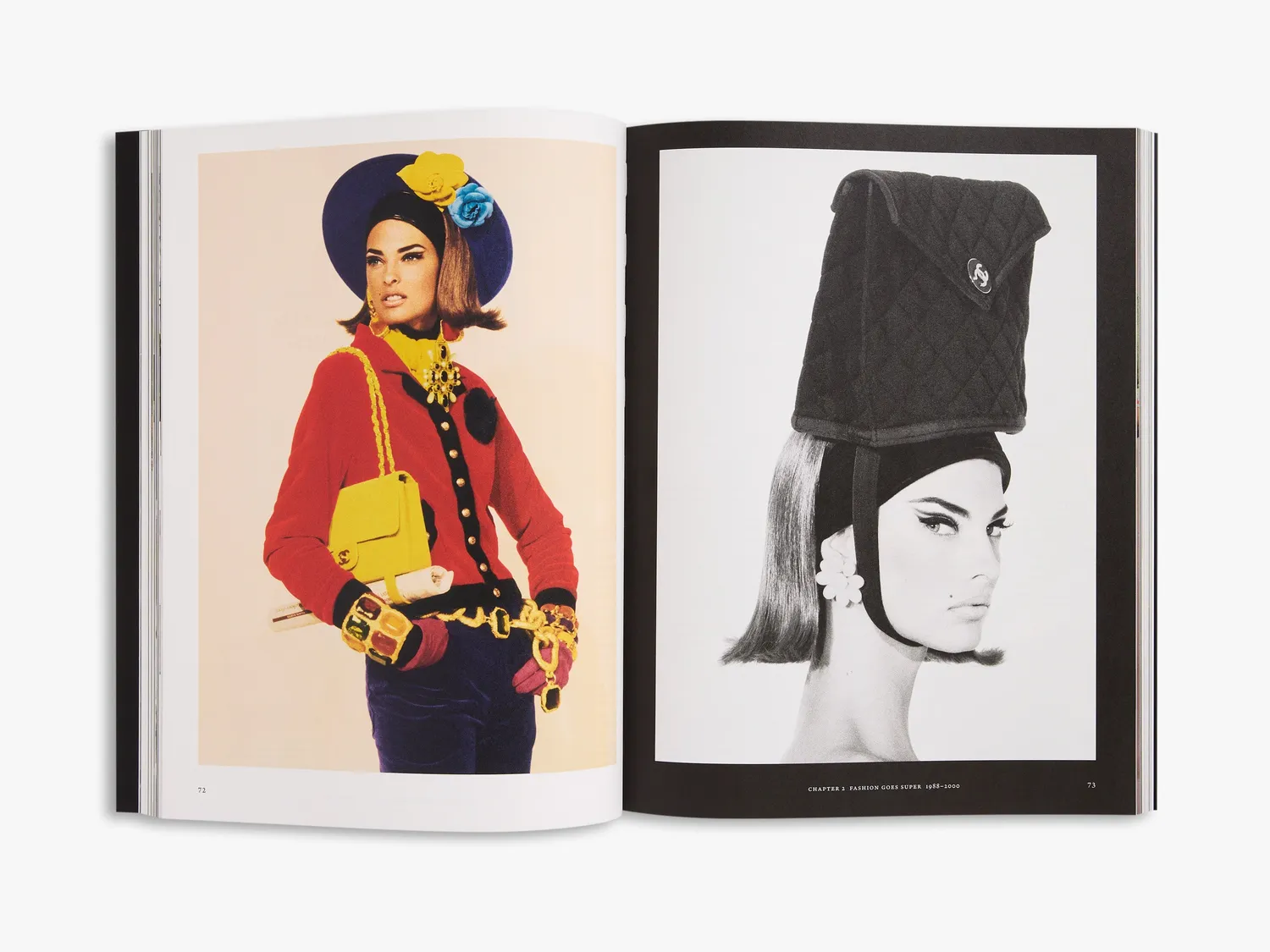 Thames & Hudson Chanel in Vogue bog 2 bind i kassette mode