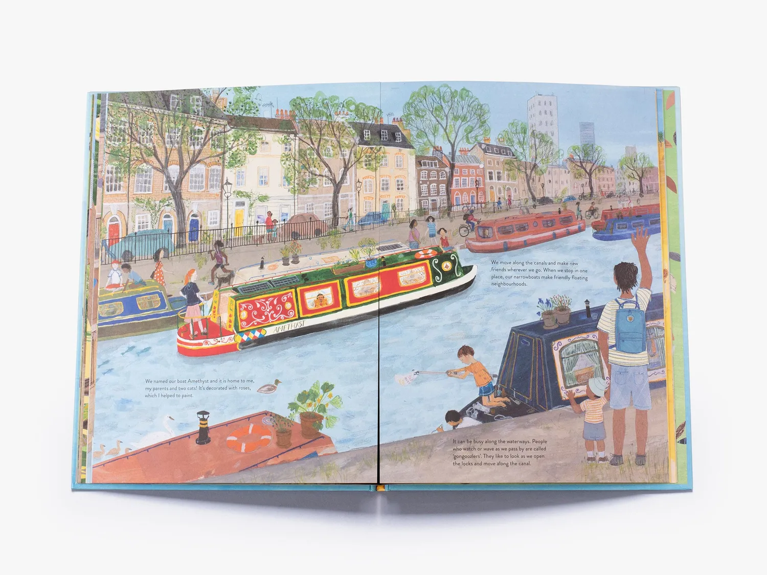 Thames & Hudson Make Yourself at Home billedbog indbundet