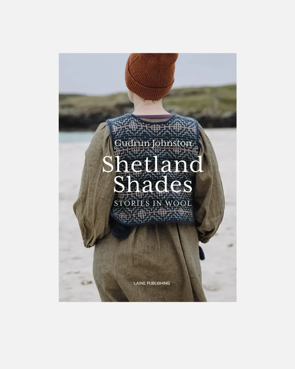 Laine Shetland Shades strikkebog indbundet engelsk veste