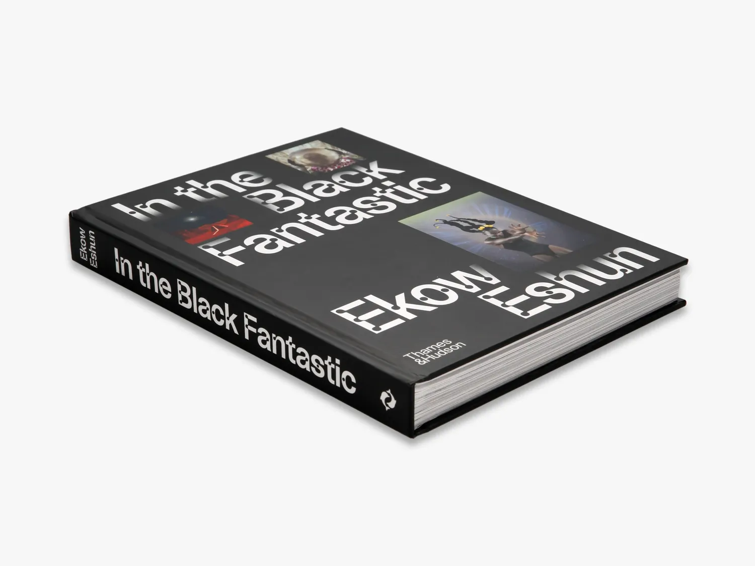 Thames & Hudson In the Black Fantastic fagbog sort kultur