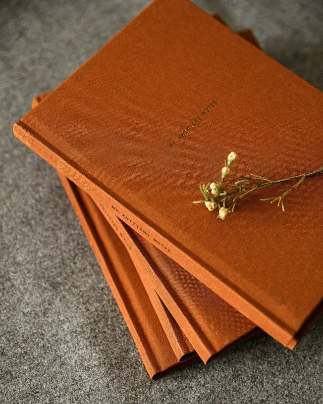 Laine My Knitting Notes notesbog terracotta projekter