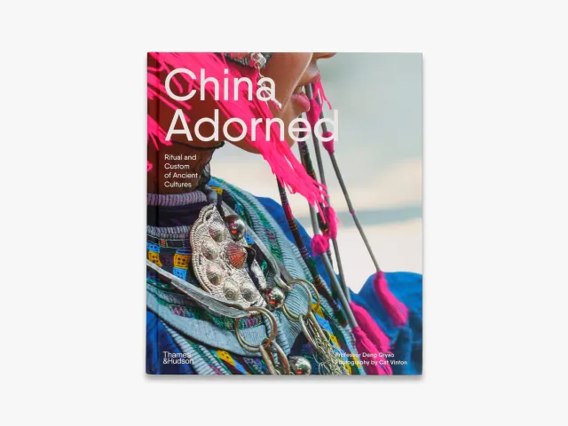Thames & Hudson China Adorned fagbog minoritetsdragter