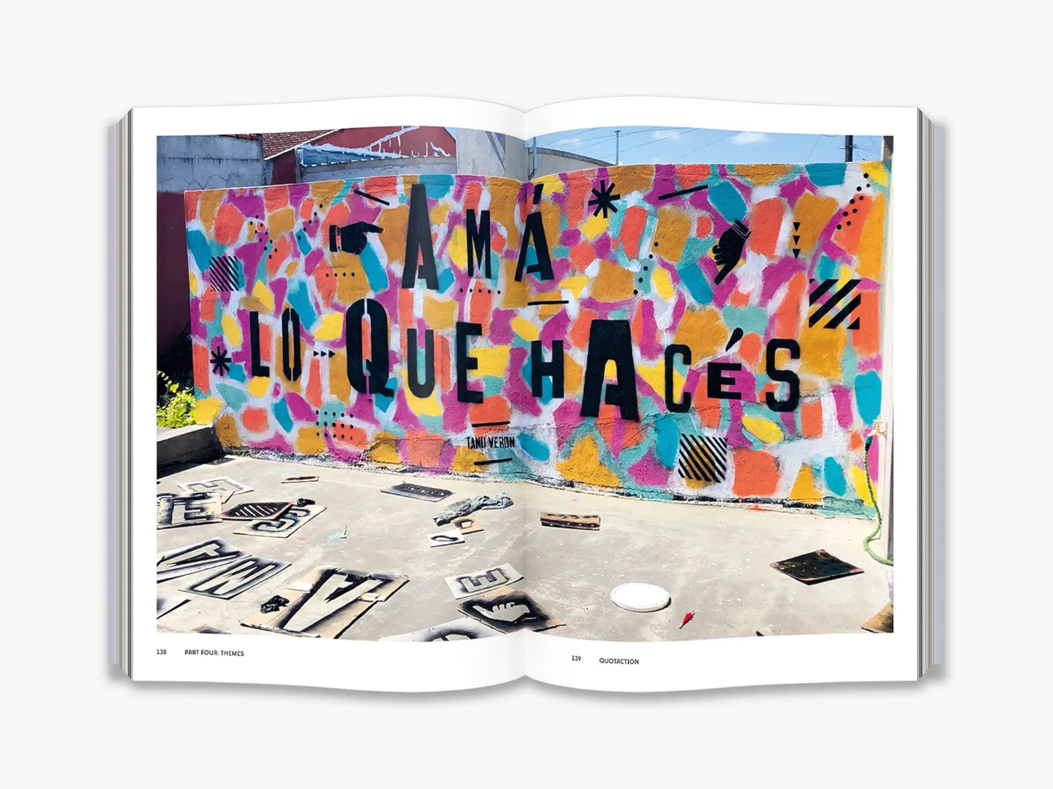 Thames & Hudson Stencil Graffiti Handbook bog street art