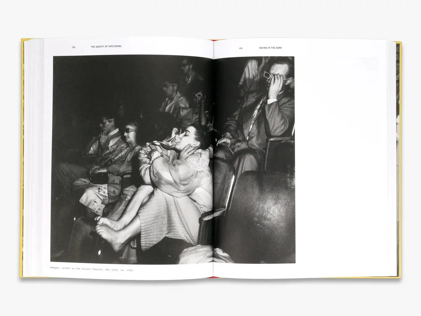 Thames & Hudson Weegee fotobog illustreret