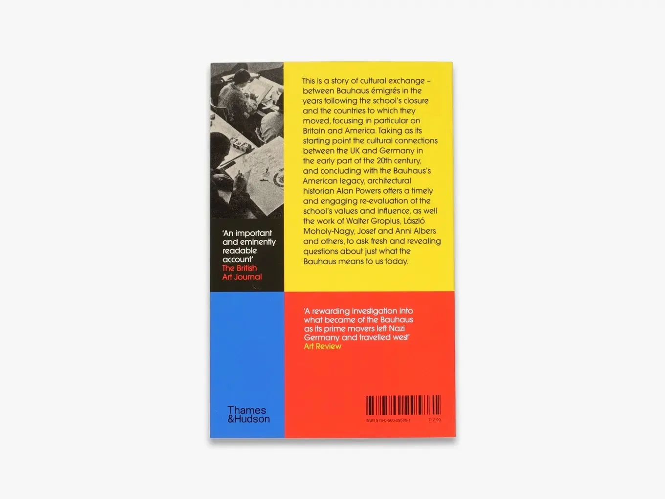 Thames & Hudson Bauhaus Goes West bog om Bauhaus