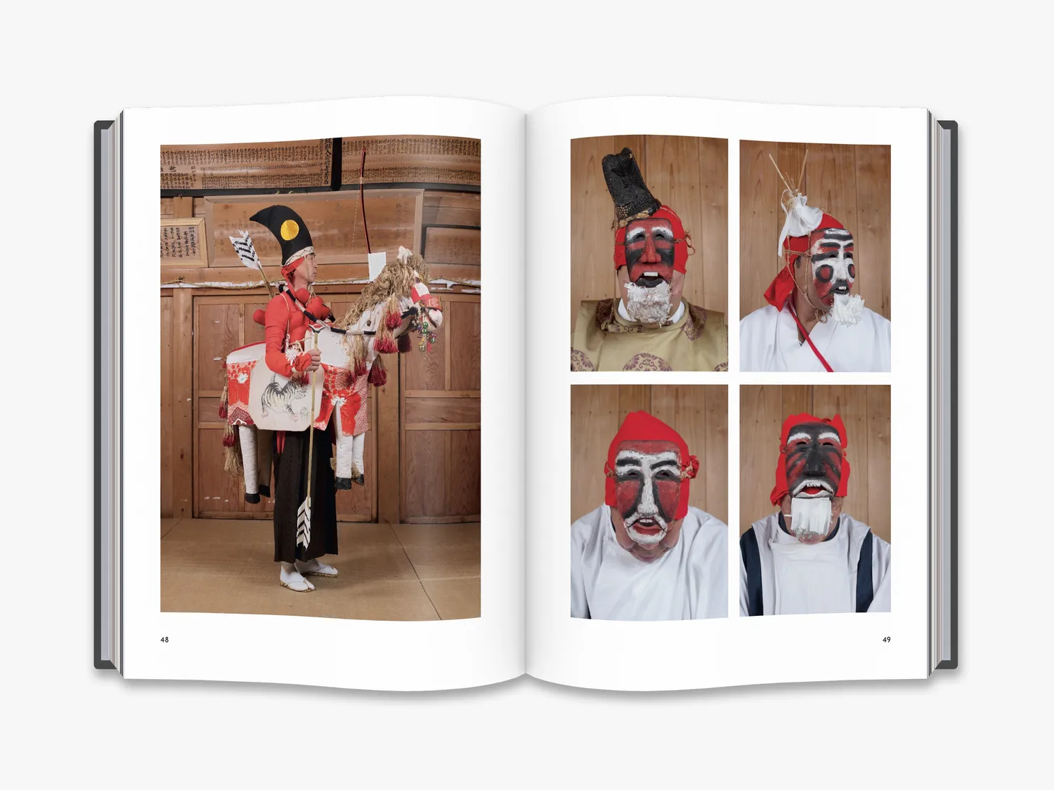 Thames & Hudson Yokainoshima fotobog japanske festivaldragter