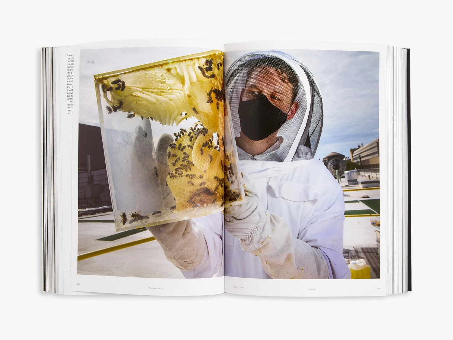 Thames & Hudson Mediated Matter designbog illustreret