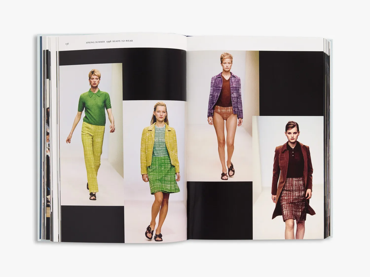 Thames & Hudson Catwalk Prada bog indbundet modekollektioner